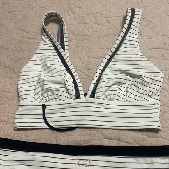 Calia by Carrie White/Black 1 piece, SZ S, like NEW tags were remove for comfort - Picture 5 of 5